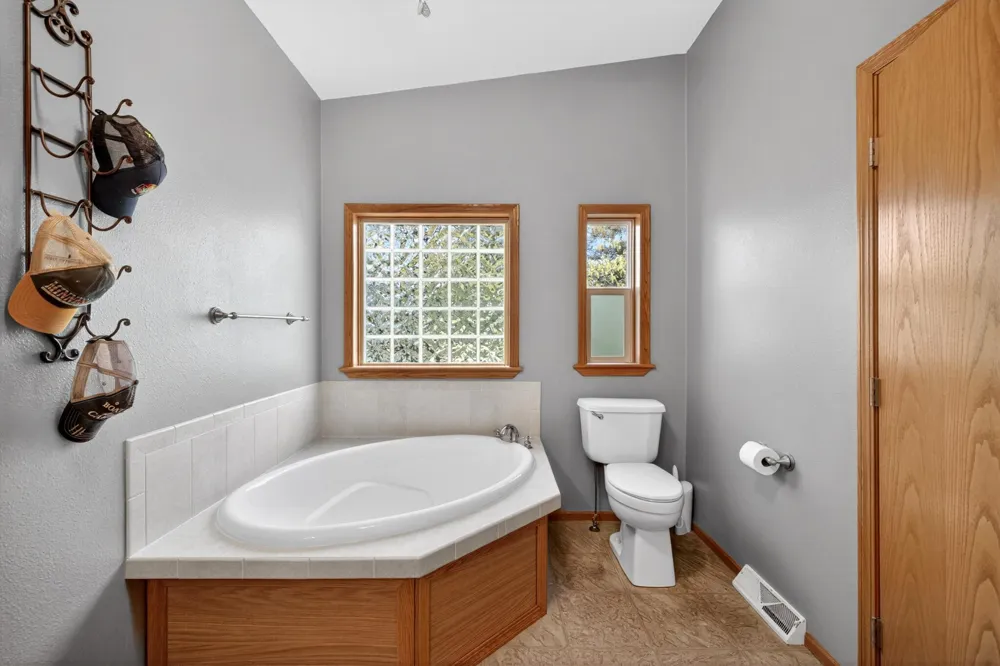 21016 County 80 Nevis, MN 56467