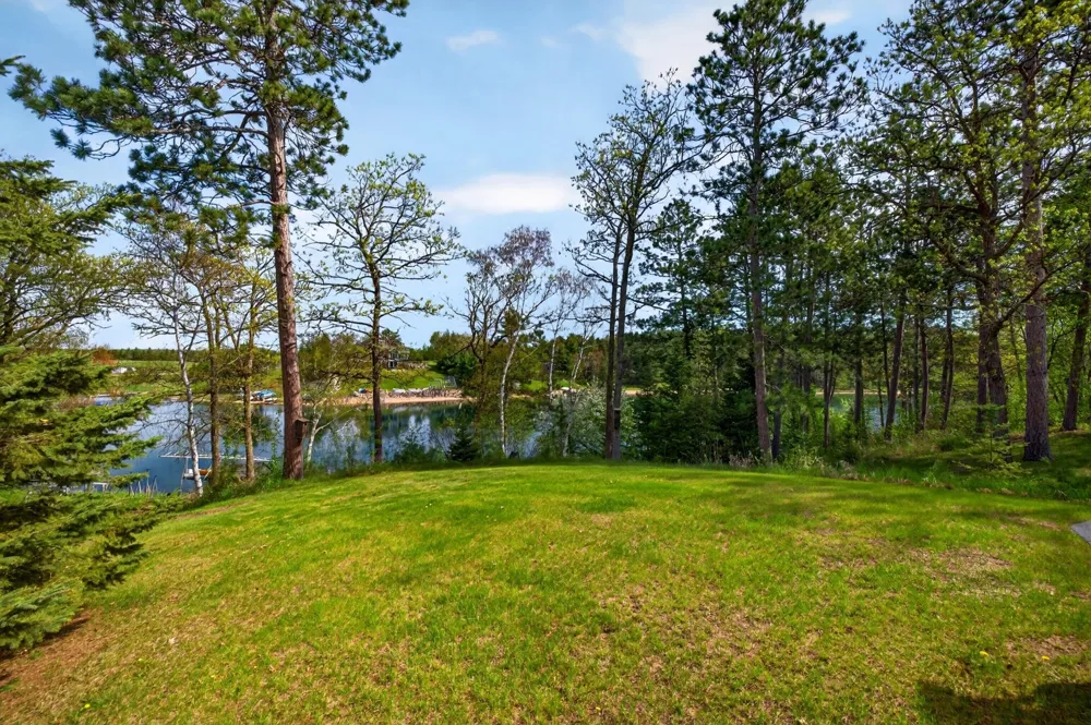 21016 County 80 Nevis, MN 56467