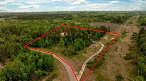 22132 Buckhorn Trail