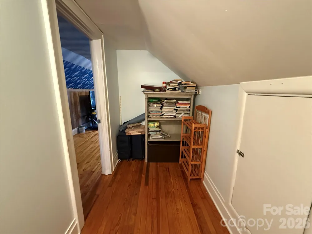 709 Dixie Avenue NW Valdese, NC 28690