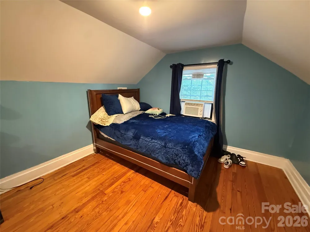 709 Dixie Avenue NW Valdese, NC 28690