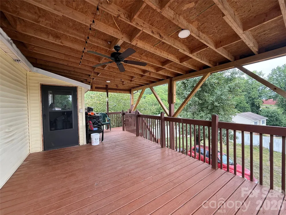 709 Dixie Avenue NW Valdese, NC 28690