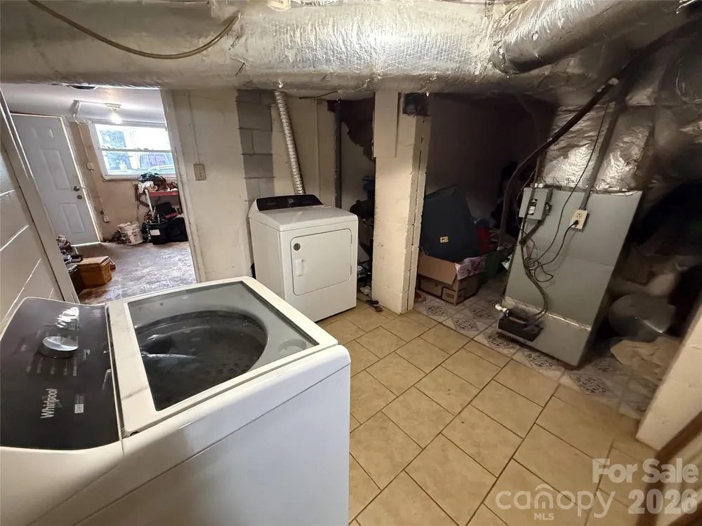 709 Dixie Avenue NW Valdese, NC 28690