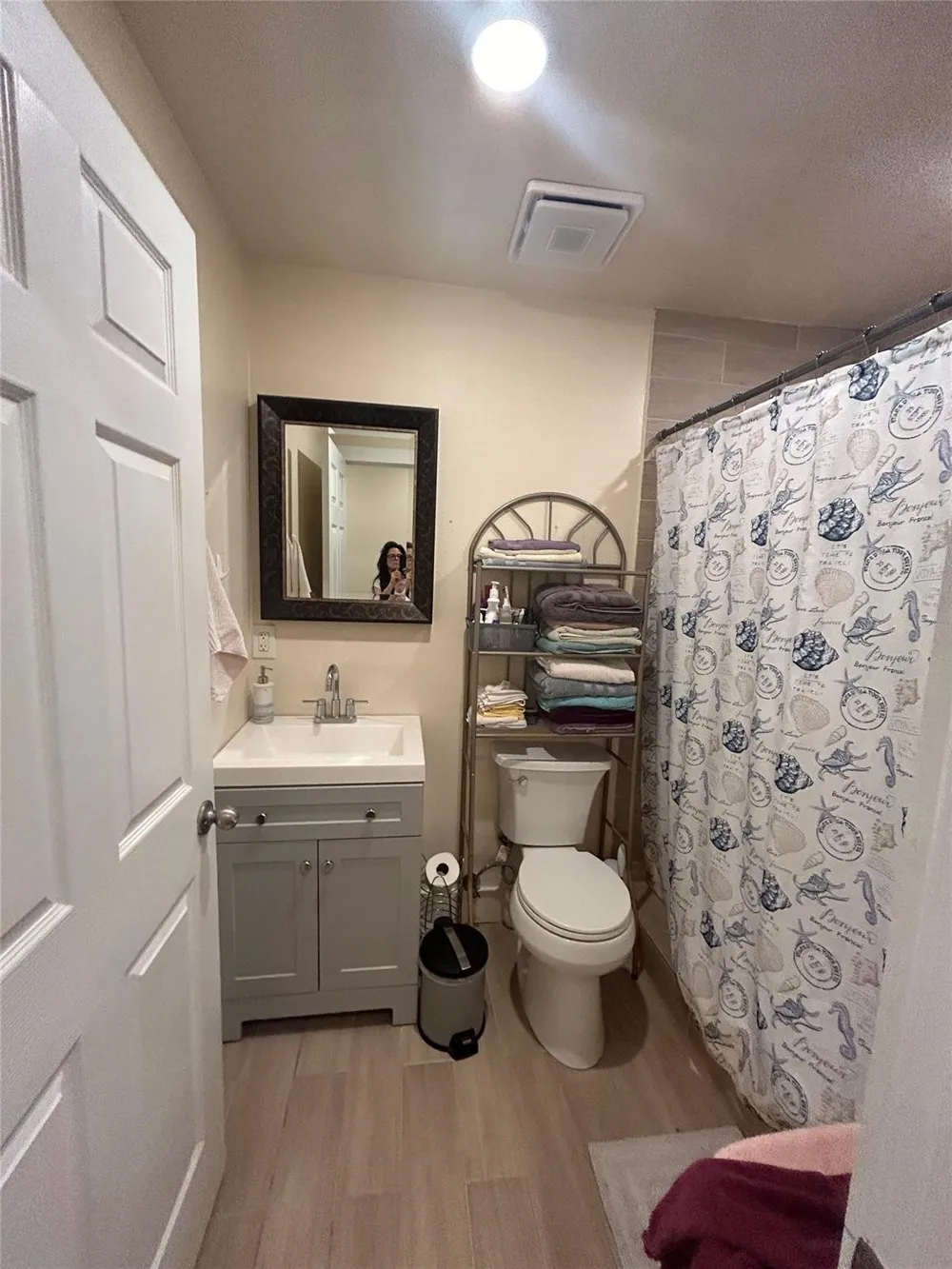 214 County Rd 4870 Newark, TX 76071