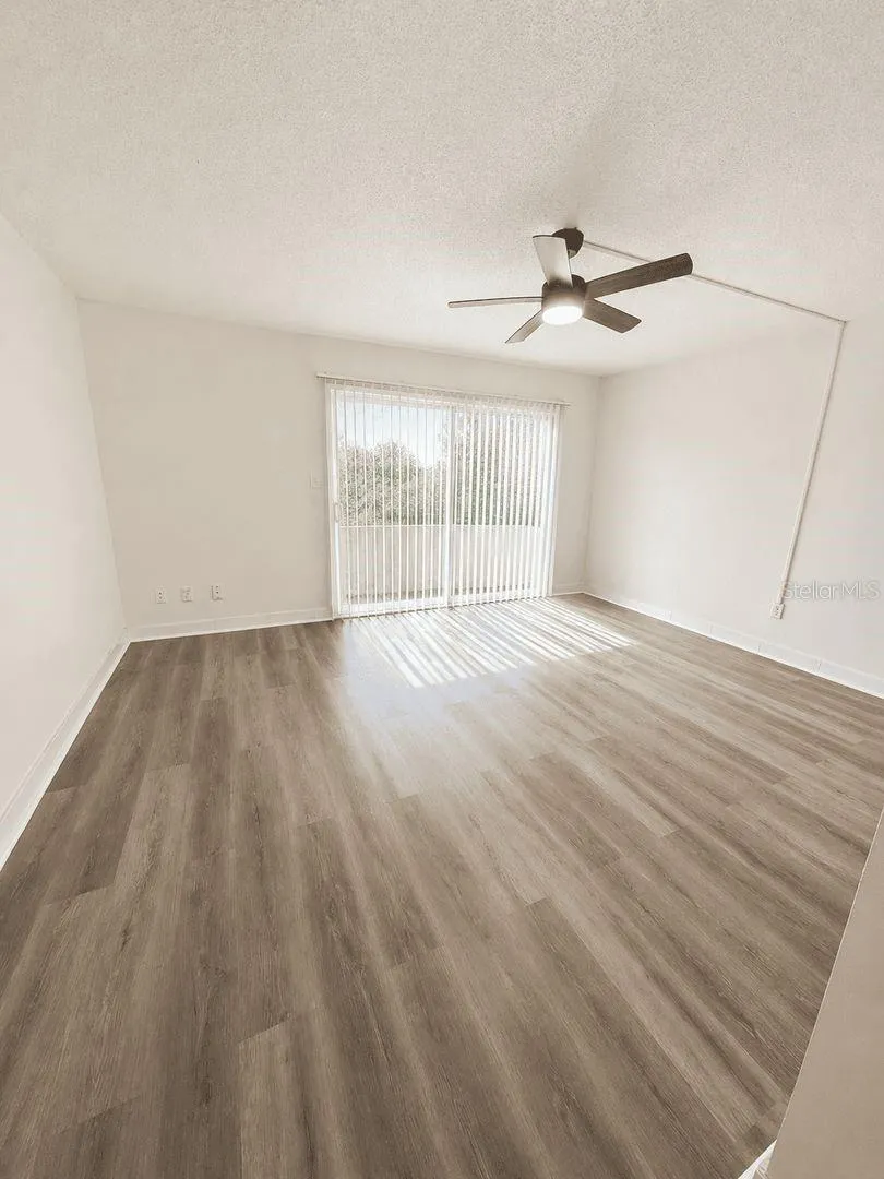 5820 CHURCH AVENUE #129 Tampa, FL 33614