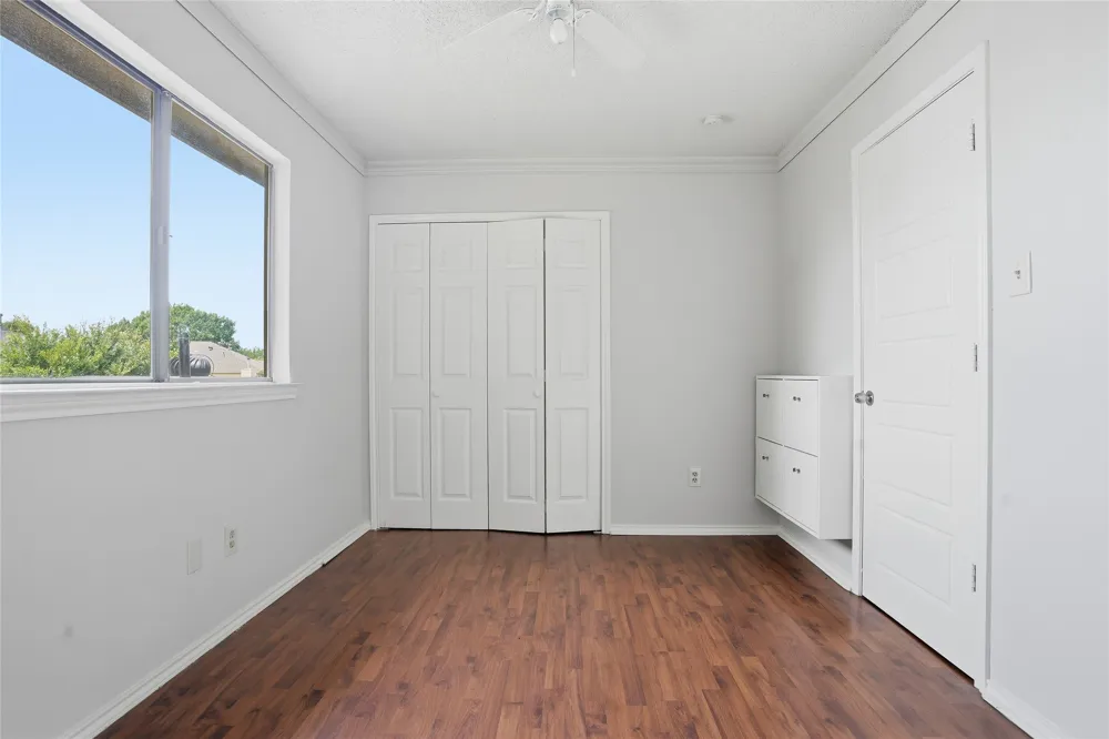2142 Falcon Ridge Drive Carrollton, TX 75010