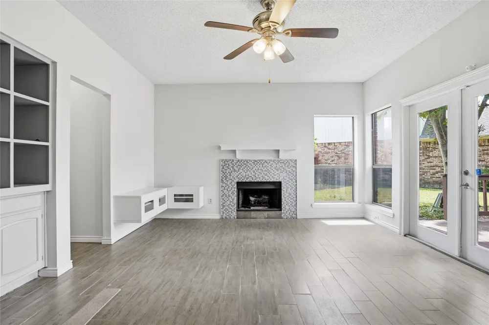 2142 Falcon Ridge Drive Carrollton, TX 75010