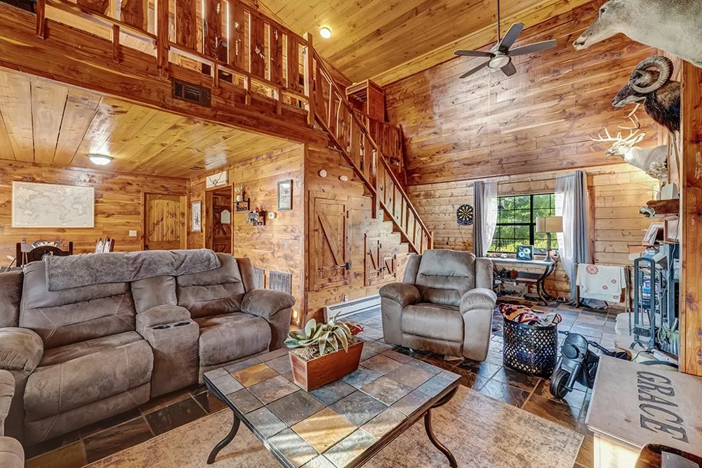 4798 County Road 4235 De Kalb, TX 75559