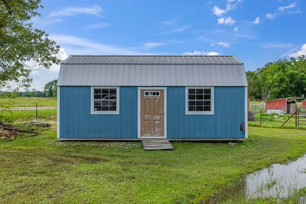 4798 County Road 4235 De Kalb, TX 75559