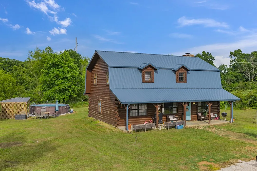 4798 County Road 4235 De Kalb, TX 75559