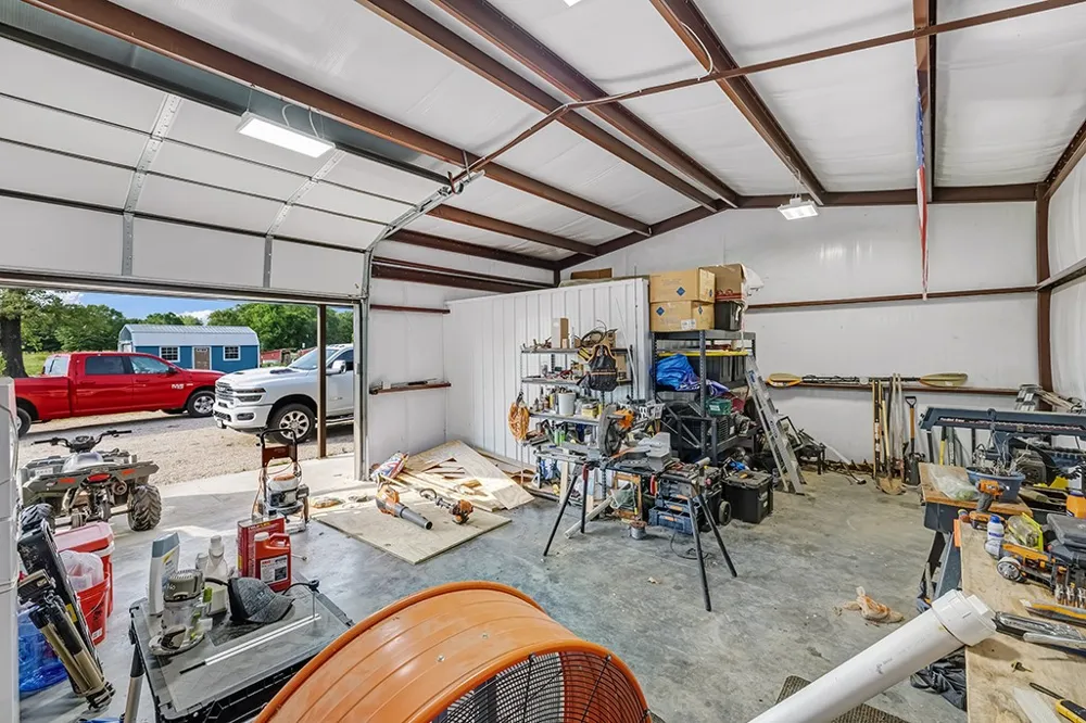 4798 County Road 4235 De Kalb, TX 75559