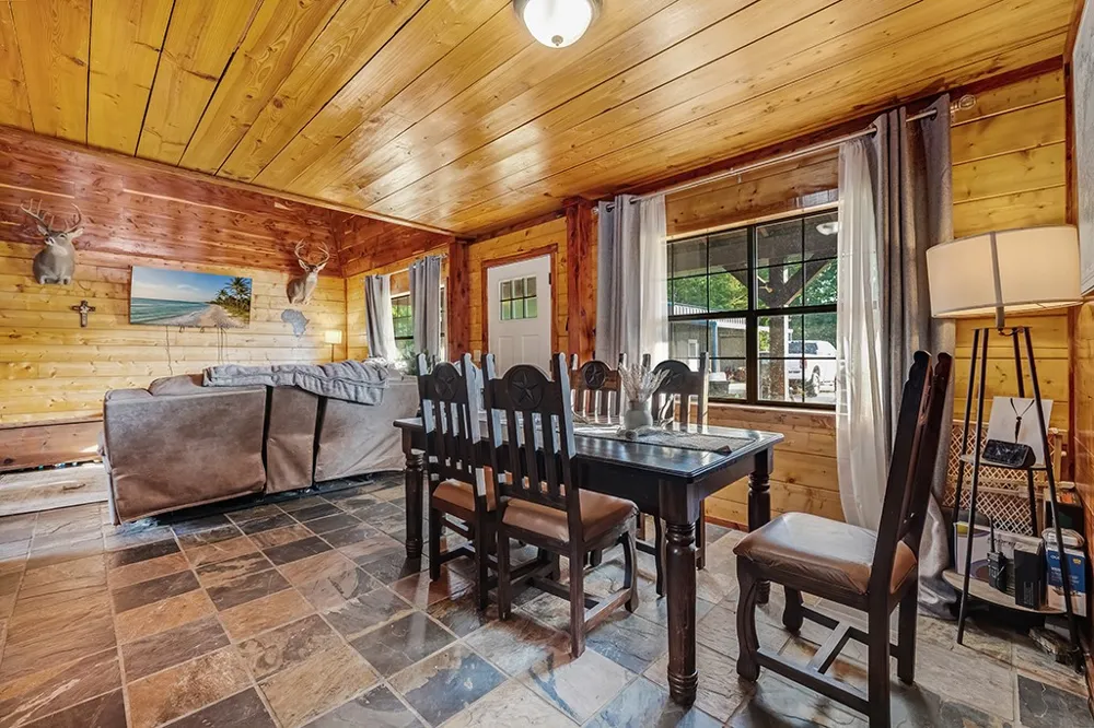 4798 County Road 4235 De Kalb, TX 75559