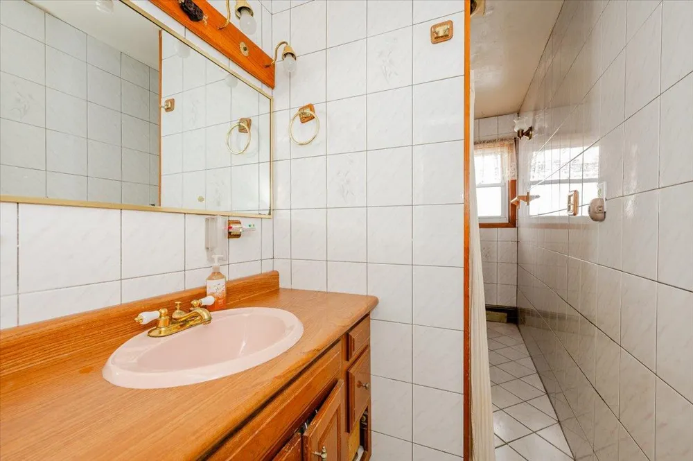 110 Edgewater Park #C Bronx, NY 10465