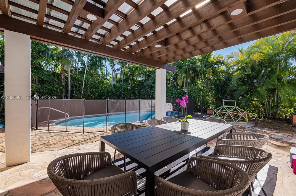 1260 99th St Bay Harbor Islands, FL 33154