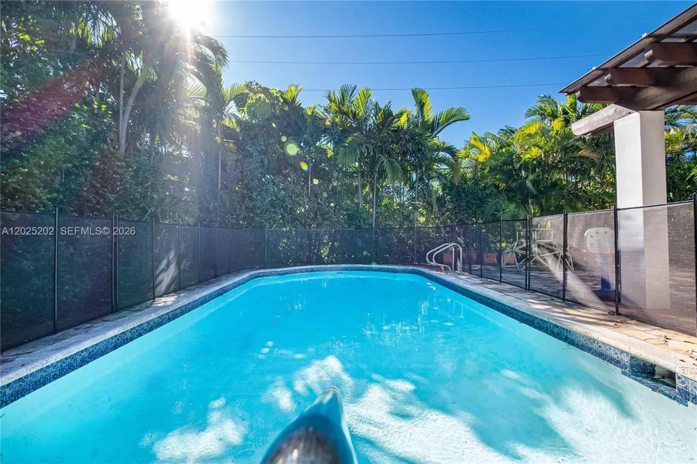 1260 99th St Bay Harbor Islands, FL 33154
