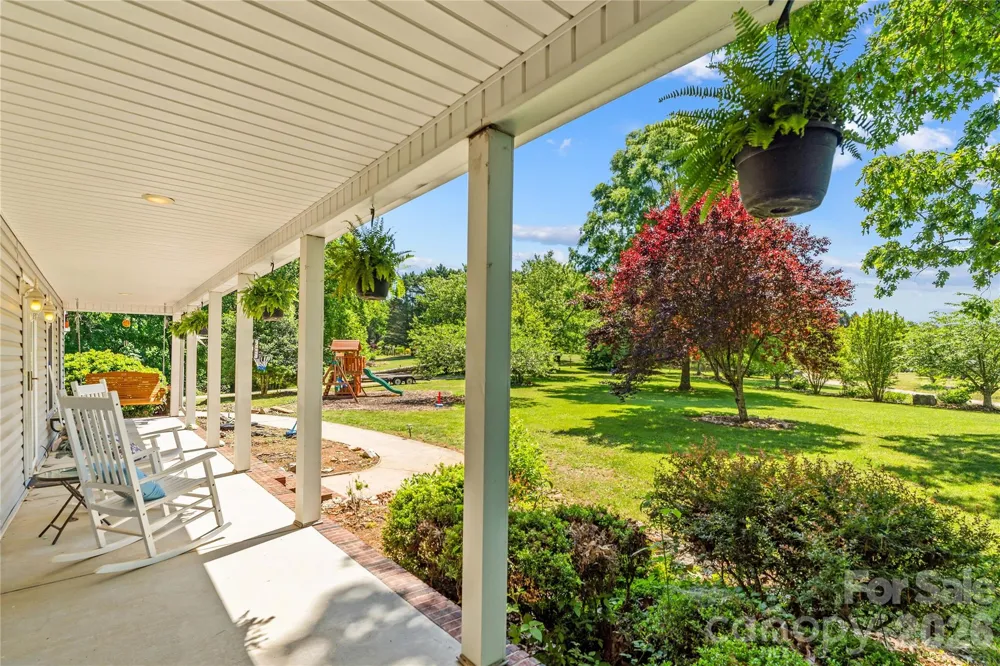 711 Spring Pointe Drive Stony Point, NC 28678