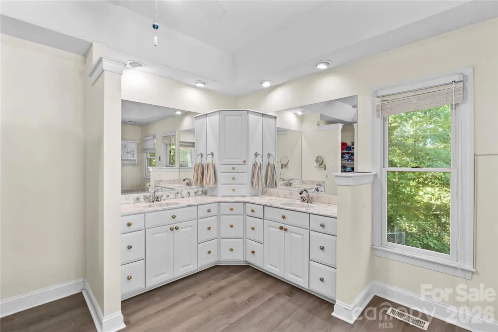 711 Spring Pointe Drive Stony Point, NC 28678