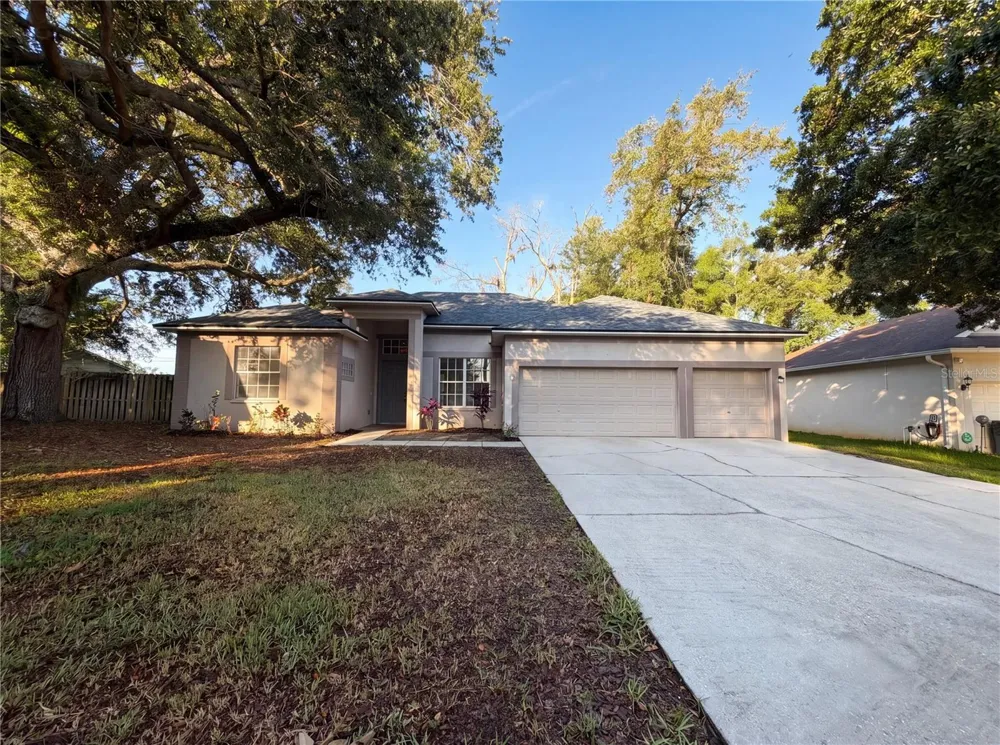 203 TAYLOR BAY LANE Brandon, FL 33510