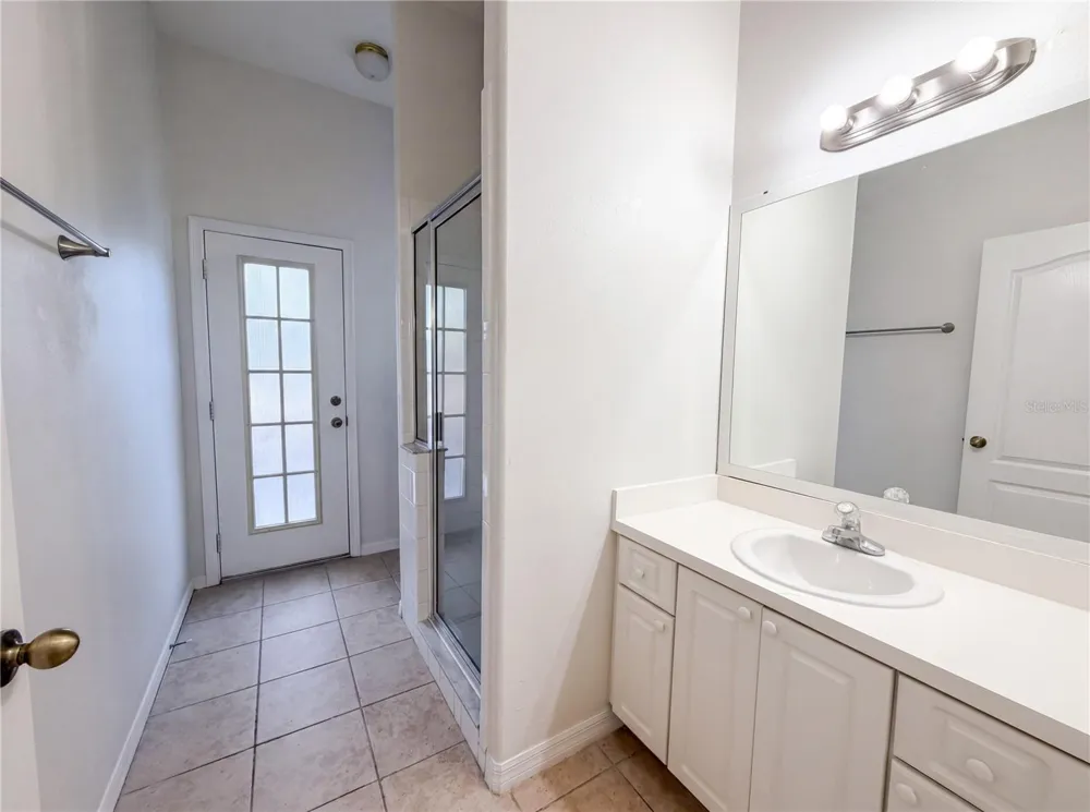 203 TAYLOR BAY LANE Brandon, FL 33510