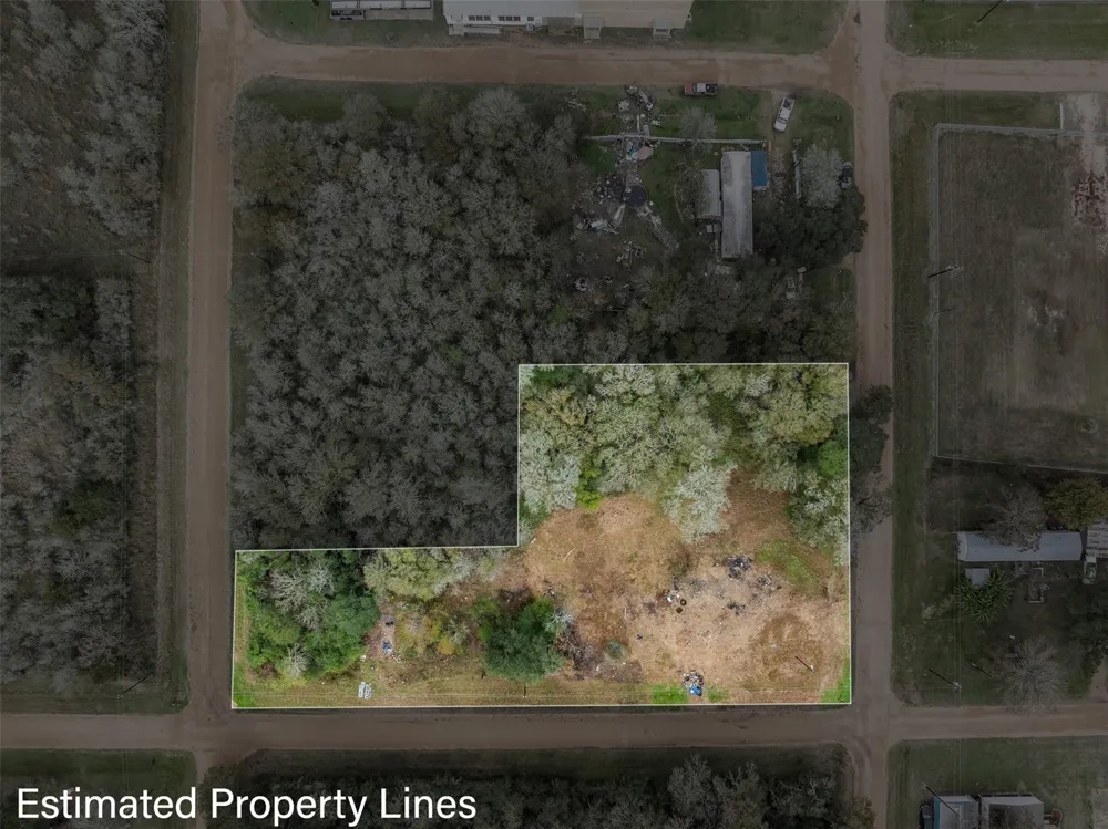 2211 8th Street Rock Island, TX 77470