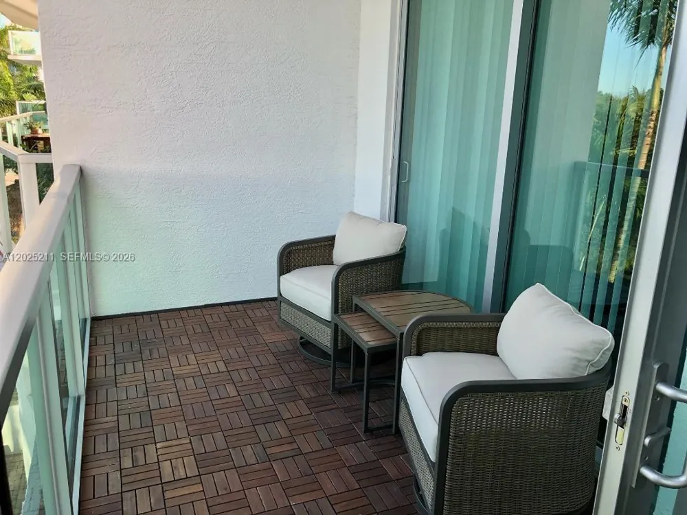 2681 Flamingo Rd #303S Sunrise, FL 33323