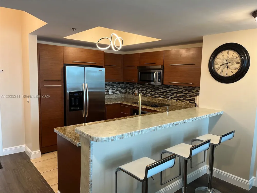 2681 Flamingo Rd #303S Sunrise, FL 33323