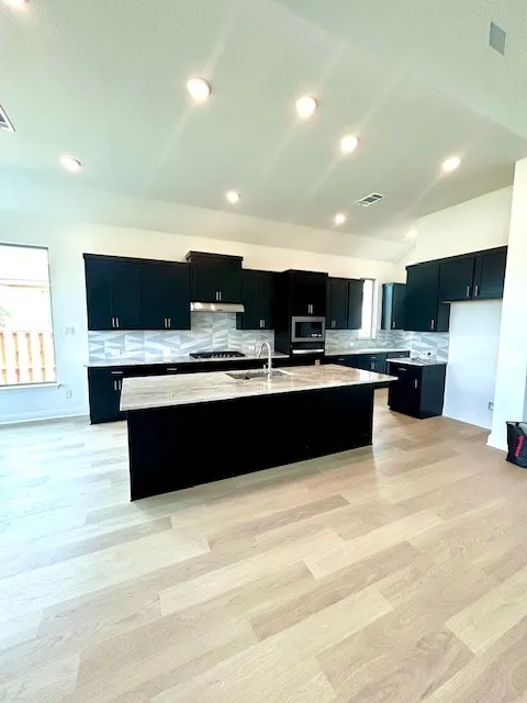 1109 Ellensburg Drive Georgetown, TX 78633
