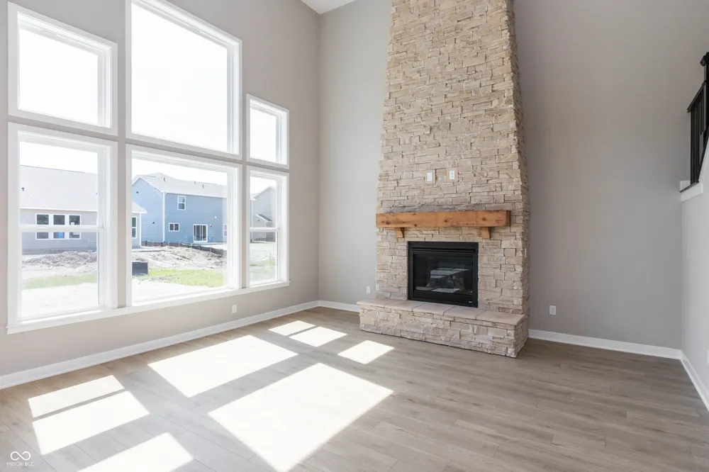 9551 Hemingway Drive Indianapolis, IN 46239
