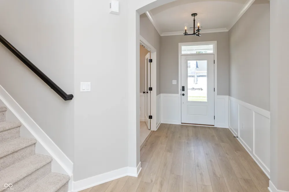 9551 Hemingway Drive Indianapolis, IN 46239