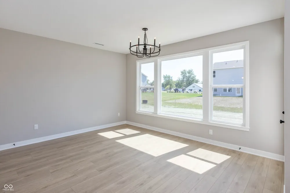 9551 Hemingway Drive Indianapolis, IN 46239