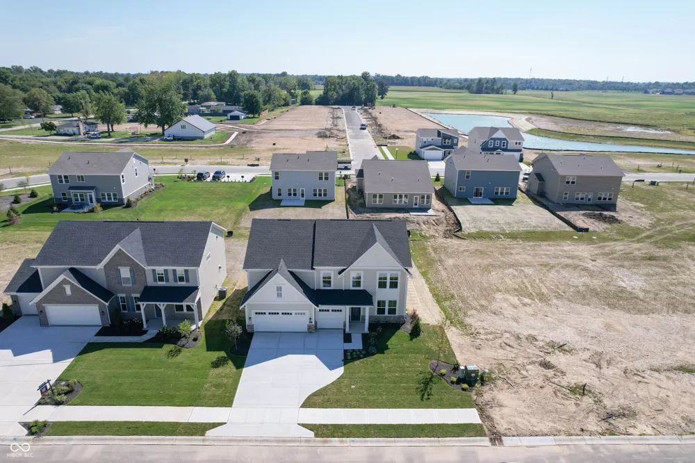 9551 Hemingway Drive Indianapolis, IN 46239