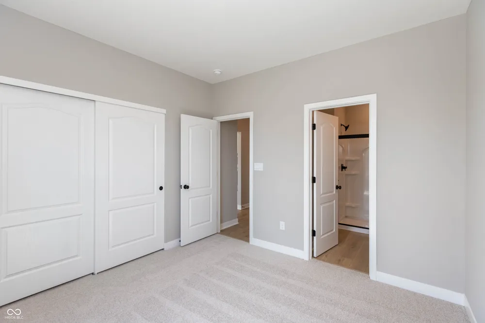 9551 Hemingway Drive Indianapolis, IN 46239