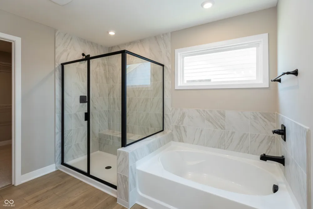 9551 Hemingway Drive Indianapolis, IN 46239
