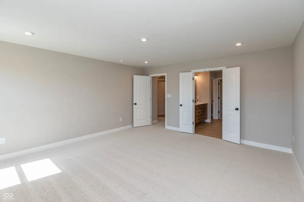 9551 Hemingway Drive Indianapolis, IN 46239