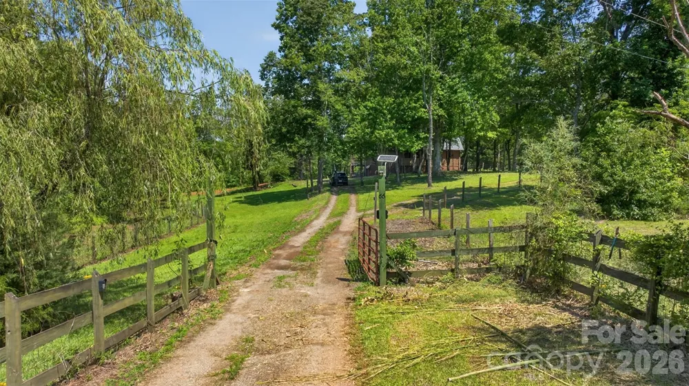 66 Misery Ridge Mill Spring, NC 28756