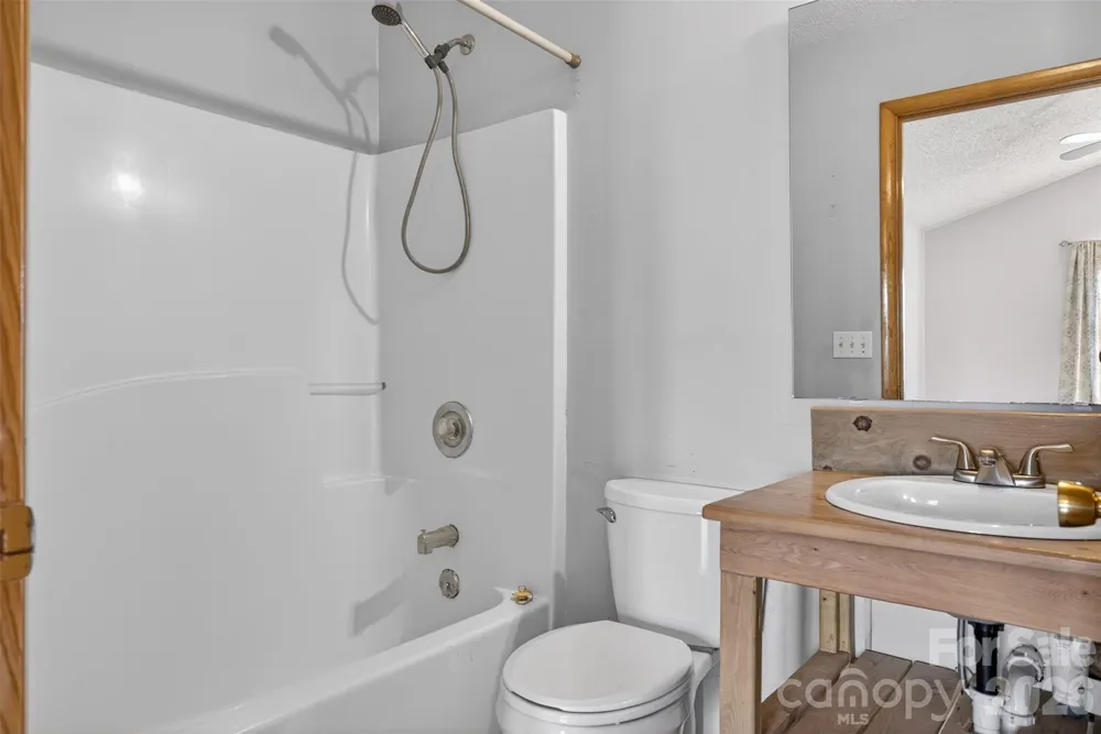66 Misery Ridge Mill Spring, NC 28756
