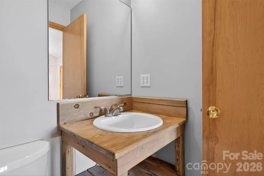 66 Misery Ridge Mill Spring, NC 28756