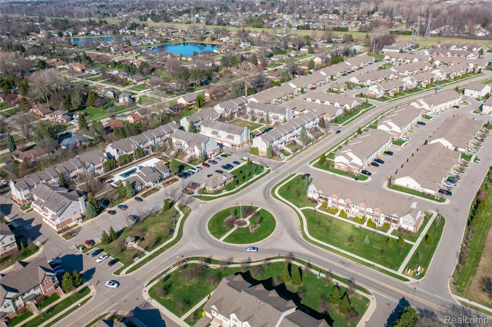 11693 Squiers Boulevard Utica City, MI 48315