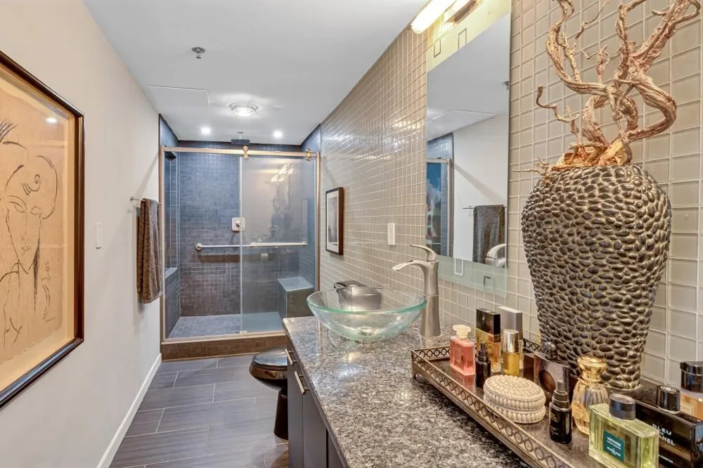 795 Hammond Drive #2403 Atlanta, GA 30328