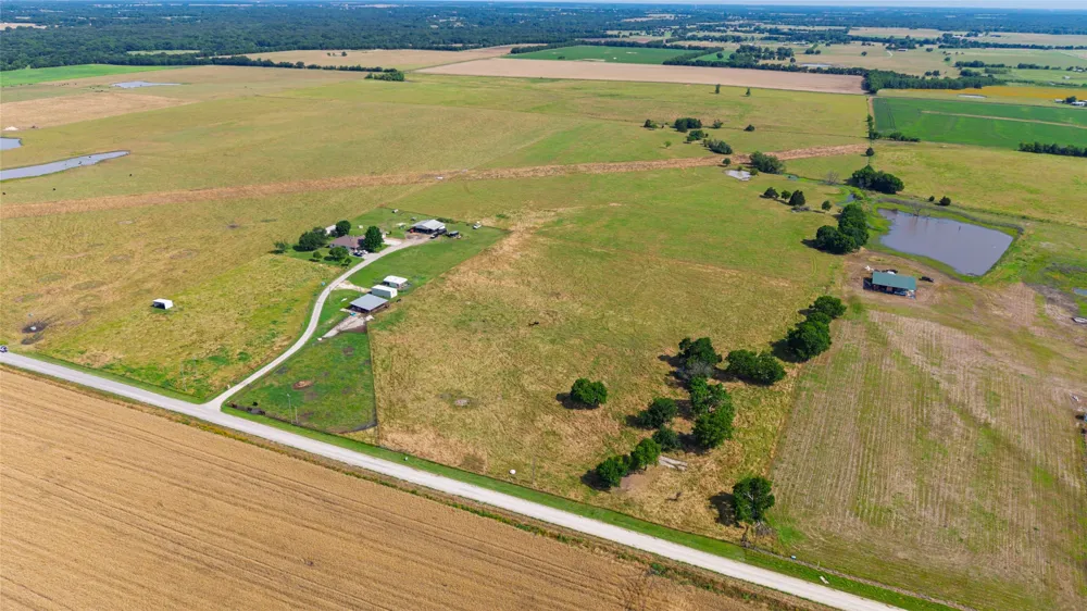 County Road 4720 Wolfe City, TX 75496