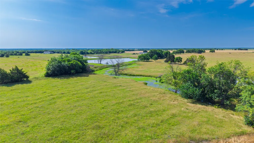 County Road 4720 Wolfe City, TX 75496