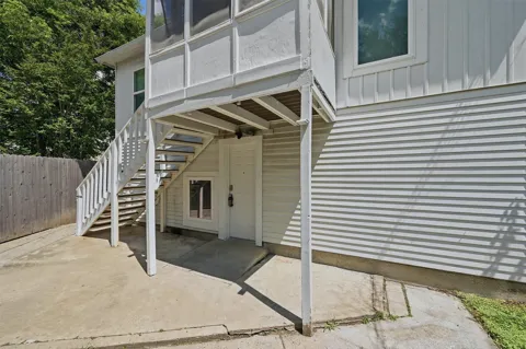 310 S Barrett Avenue #101