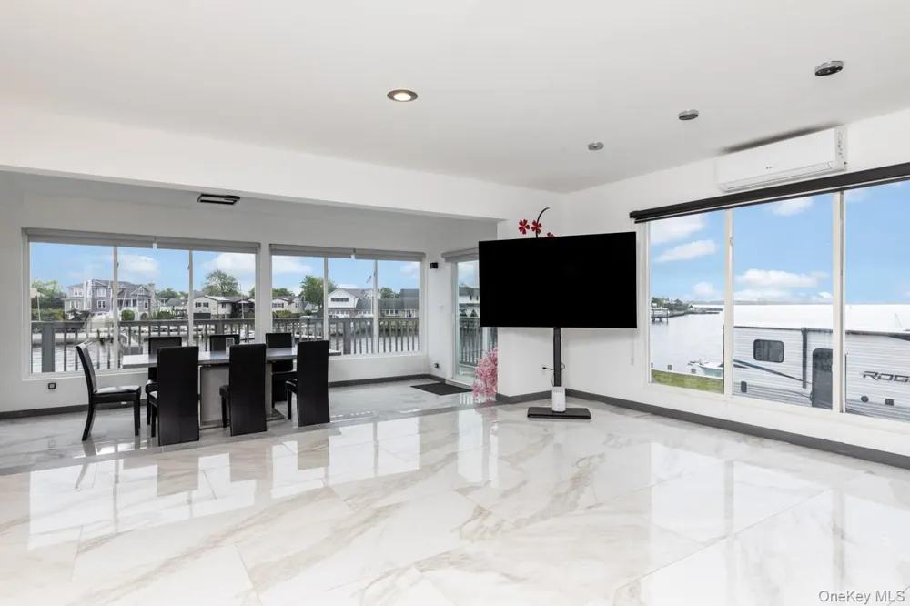 200 Clocks Boulevard Massapequa, NY 11758