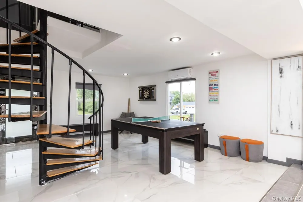 200 Clocks Boulevard Massapequa, NY 11758