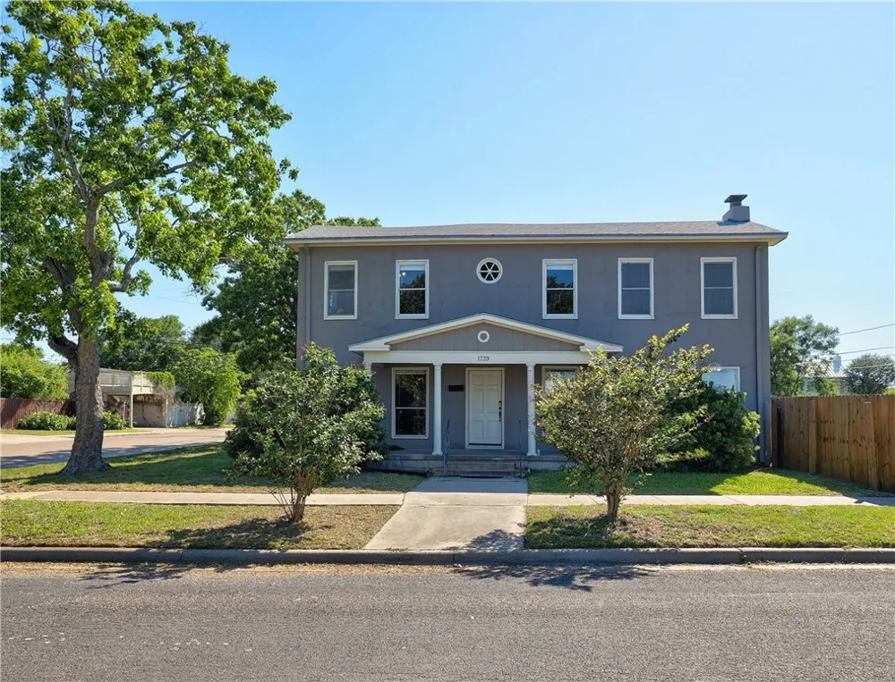 1739 2nd Street Corpus Christi, TX 78404