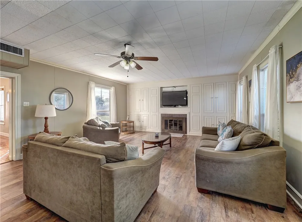 1739 2nd Street Corpus Christi, TX 78404