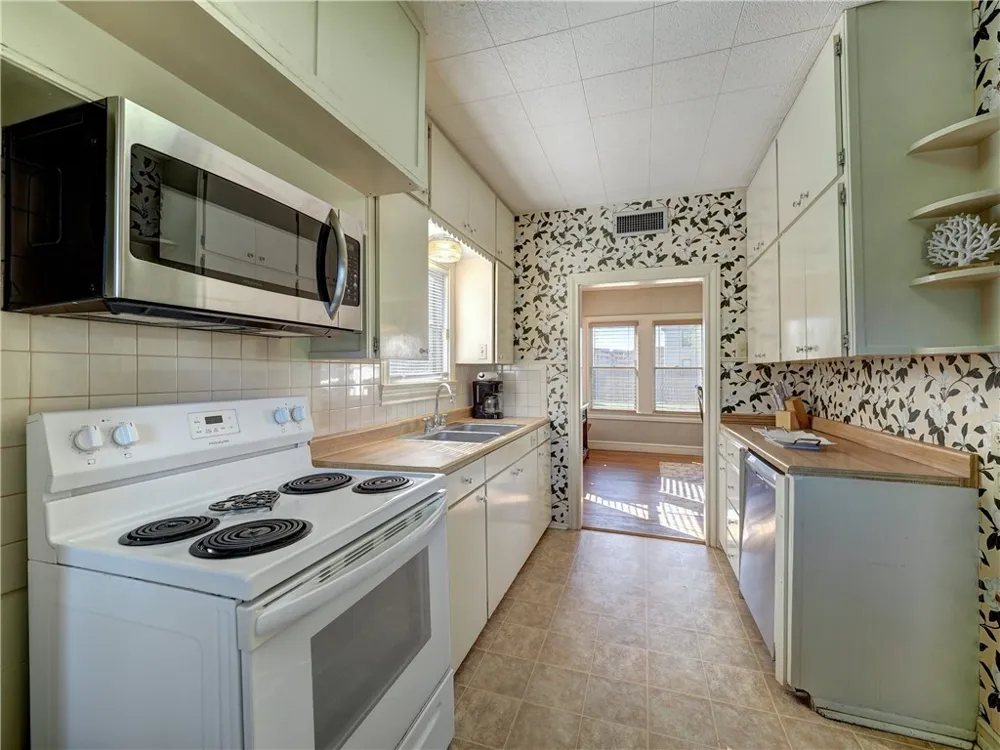 1739 2nd Street Corpus Christi, TX 78404