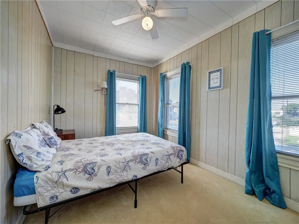 1739 2nd Street Corpus Christi, TX 78404
