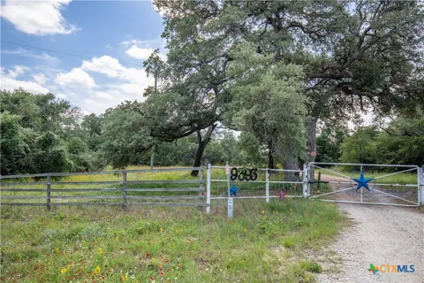 9393 US Highway 87