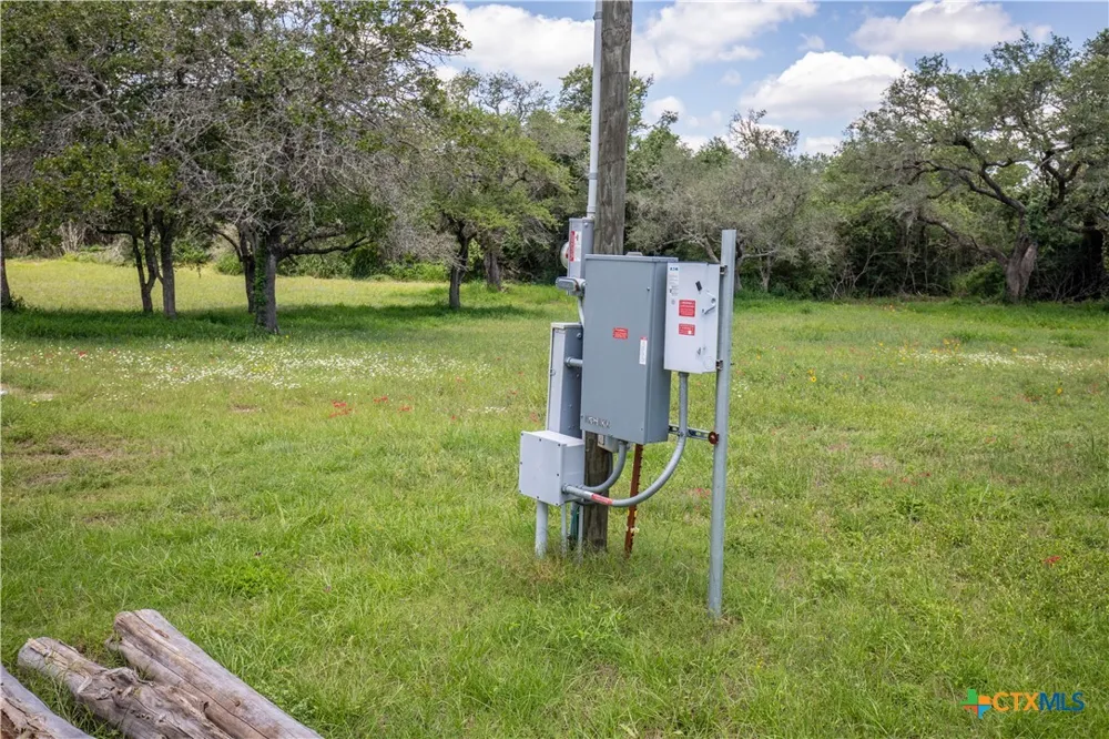 9393 US Highway 87 Westhoff, TX 77994